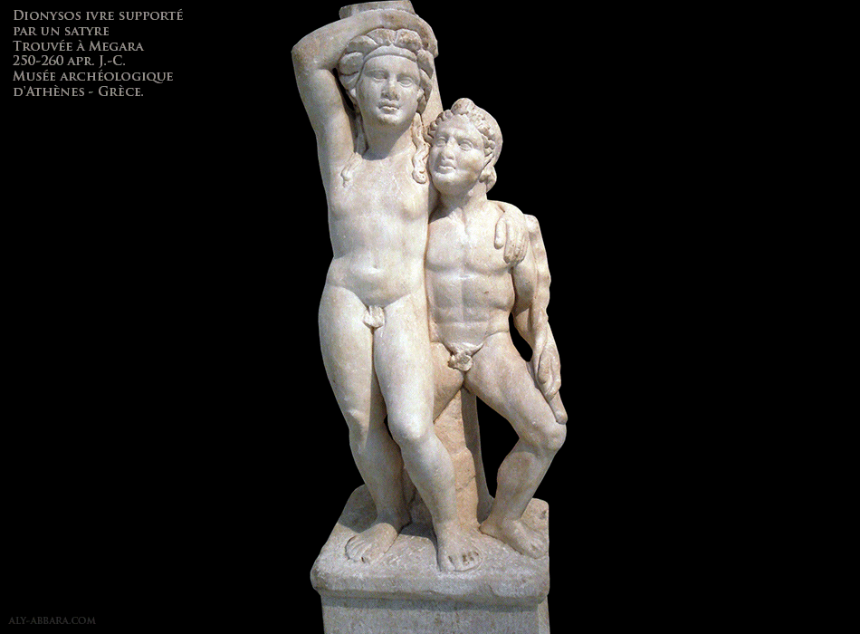 Athènes - Grèce  - Musée archéologique national - Dionysos ivre, supporté par un jeune satyre