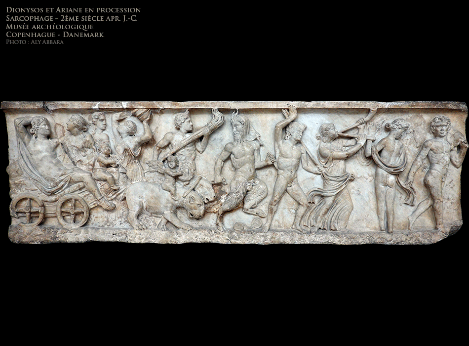 Copenhague - Danemark - Musée archéologique - Sarcophage - Dionysos et Ariane en procession - 2ème siècle apr J-C