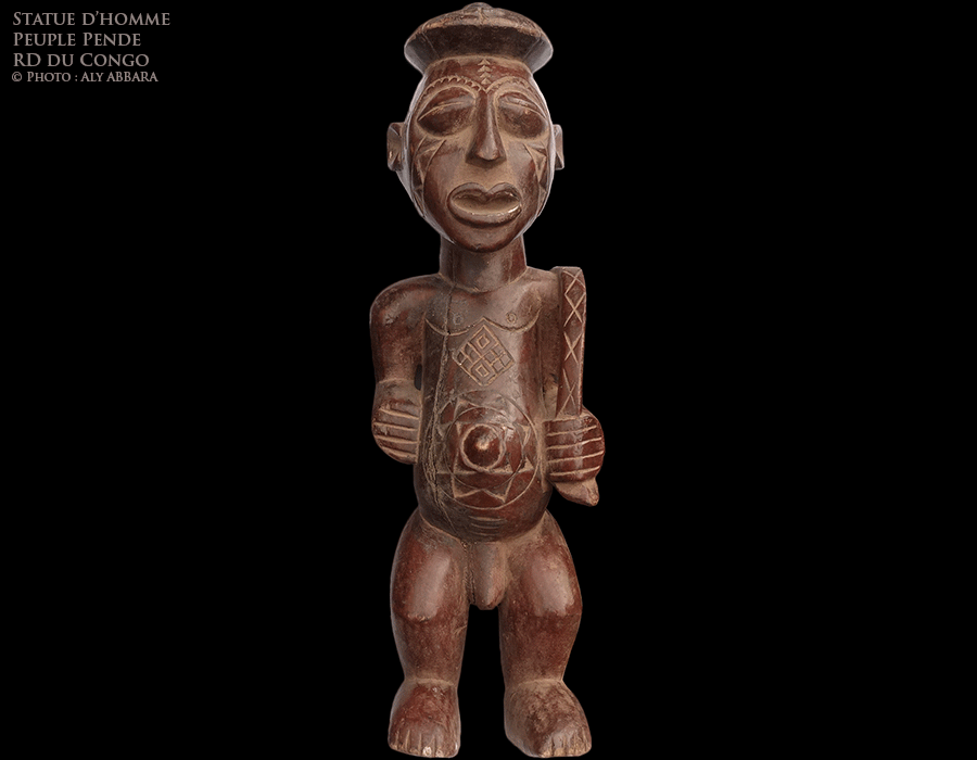 Art africain - Statue d'homme - Sculpture du peuple Pendé - Région Kasaï - RD du Congo