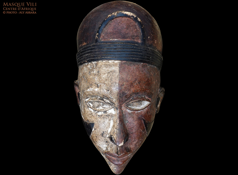 Art africain - Masque polychrome Vili - RD du Congo - Exemple 02