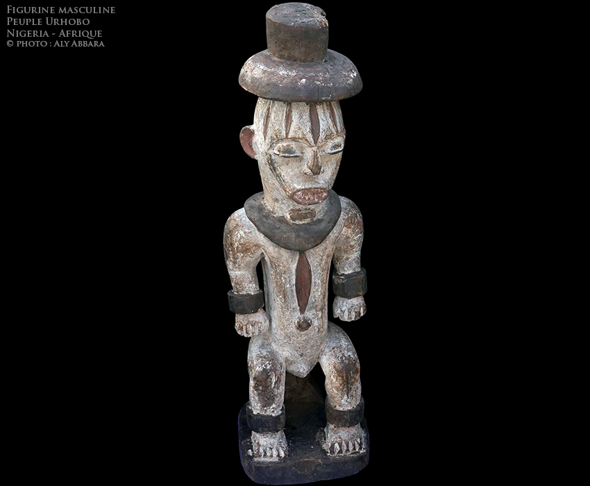 Art africain - Figurine masculine polychrome produite par le peuple Urhobo - Nigeria - exemple 01