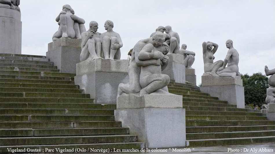 L'escalier de la colonne monolith - Parc de Vigeland - Oslo - Norvège