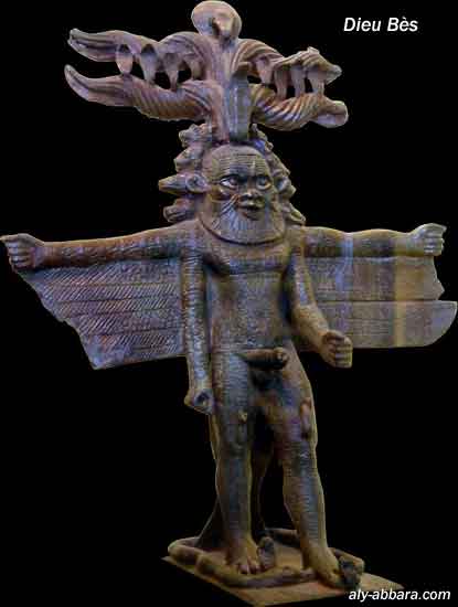 Bès  ailé, le pénis en érection rappelle son rôle de protecteur de la fécondité