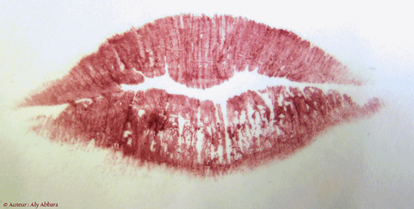 Les lèvres  et le Monde des couleurs - الشفاه وعالم الألوان