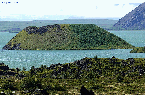 Islande (Iceland) -  Le lac Mývatn et les structures montagneuses qui l'entourent