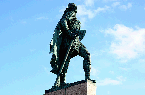 Islande (Iceland) du sud-ouest - Statue de Leif Erikson ou Leifur Eiríksson - Ericson - devant la façade de Hallgrímskirkja ou Église de Hallgrímur à Reykjavik
