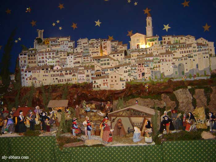 Luceram : Crèches de Noël du Monde entier