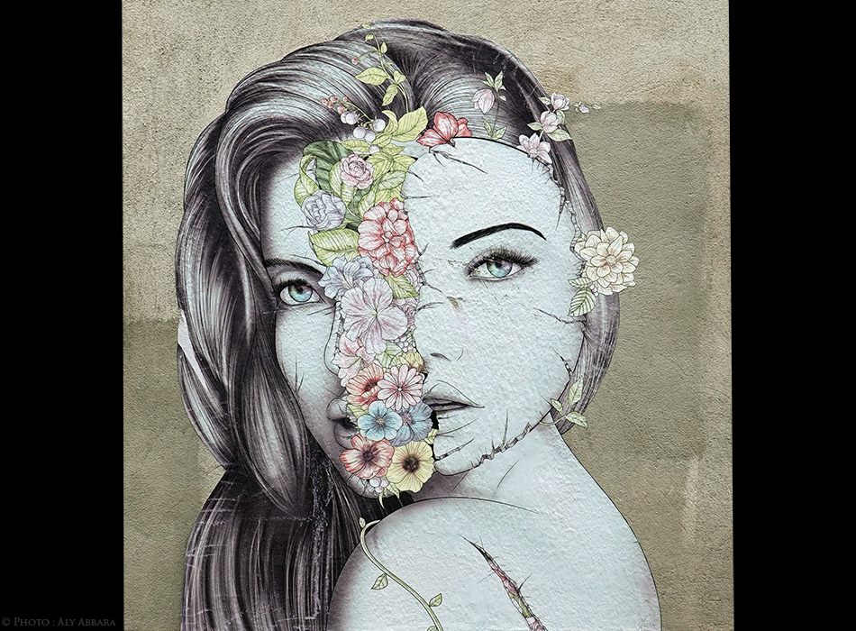 Paris - Art urbain mural - Œuvre non signée - Visage de femme fleuri