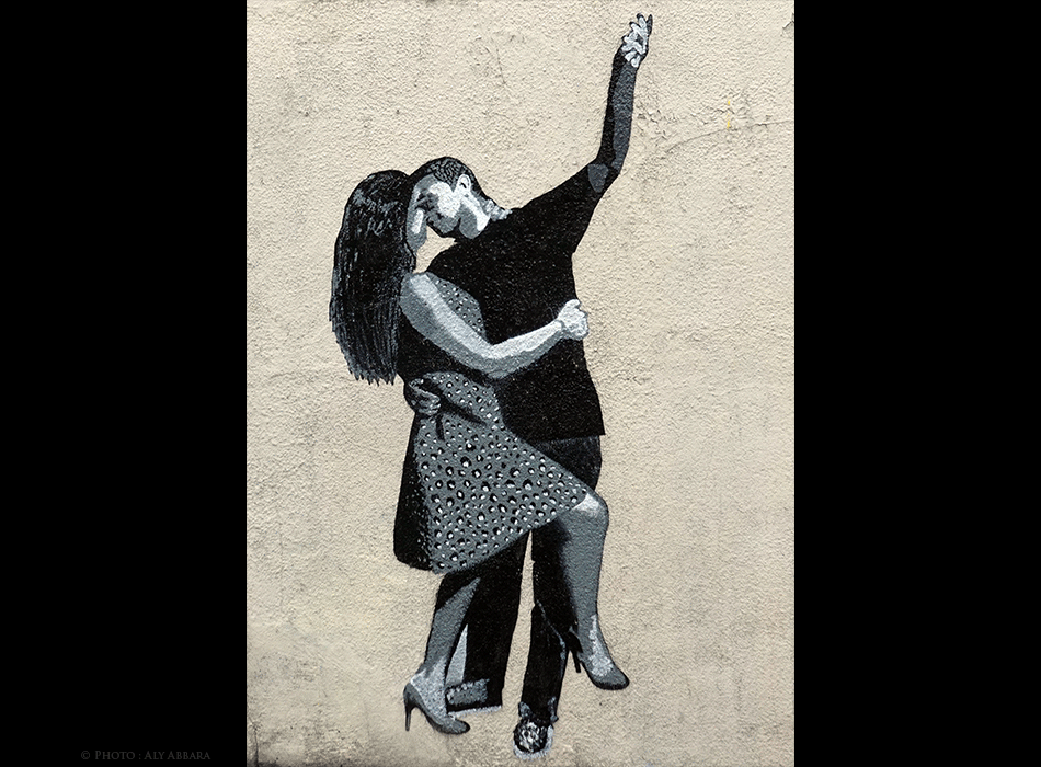 Oeuvre signée JEF AEROSOL - Association des Lézarts de la Bièvre - Couple dansant