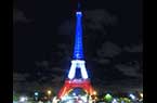 Tour Eiffel tricolore : bleu - blanc - rouge, les couleur du drapeau de la France