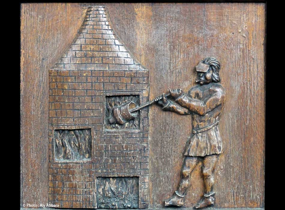 Paris -Arts et métiers : Verrier - souffleur de verre - الفن في الشارع الباريسي