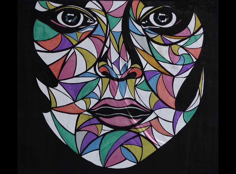 Paris - Arts de la rue - Visage féminin - الفن في الشارع الباريسي