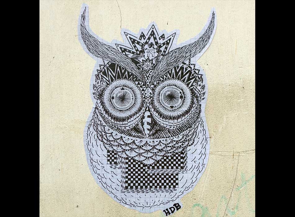 Paris - Arts de la rue - Hibou - الفن في الشارع الباريسي